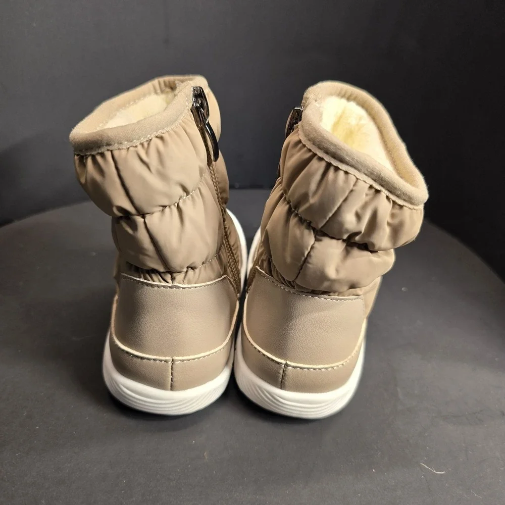 Kids Cozy Puffer Snow Boots Tan Side Zip Warm Lined Toddler Size 18 To 24 Months